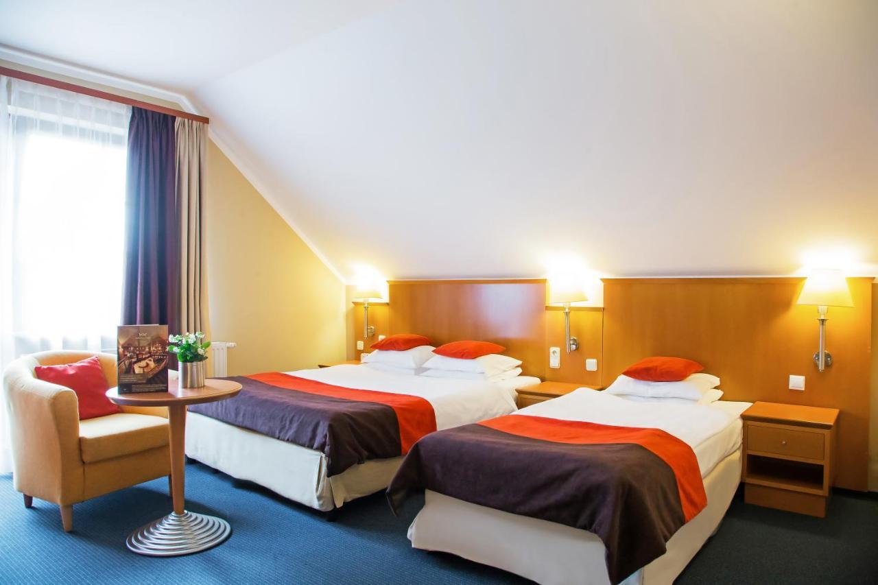 Hotel Klewinowo Conference & Spa Экстерьер фото